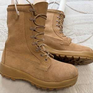 NEW! $299 Belleville USA Full Leather Gore-Tex Vibram Combat Tactical Boots 9.5